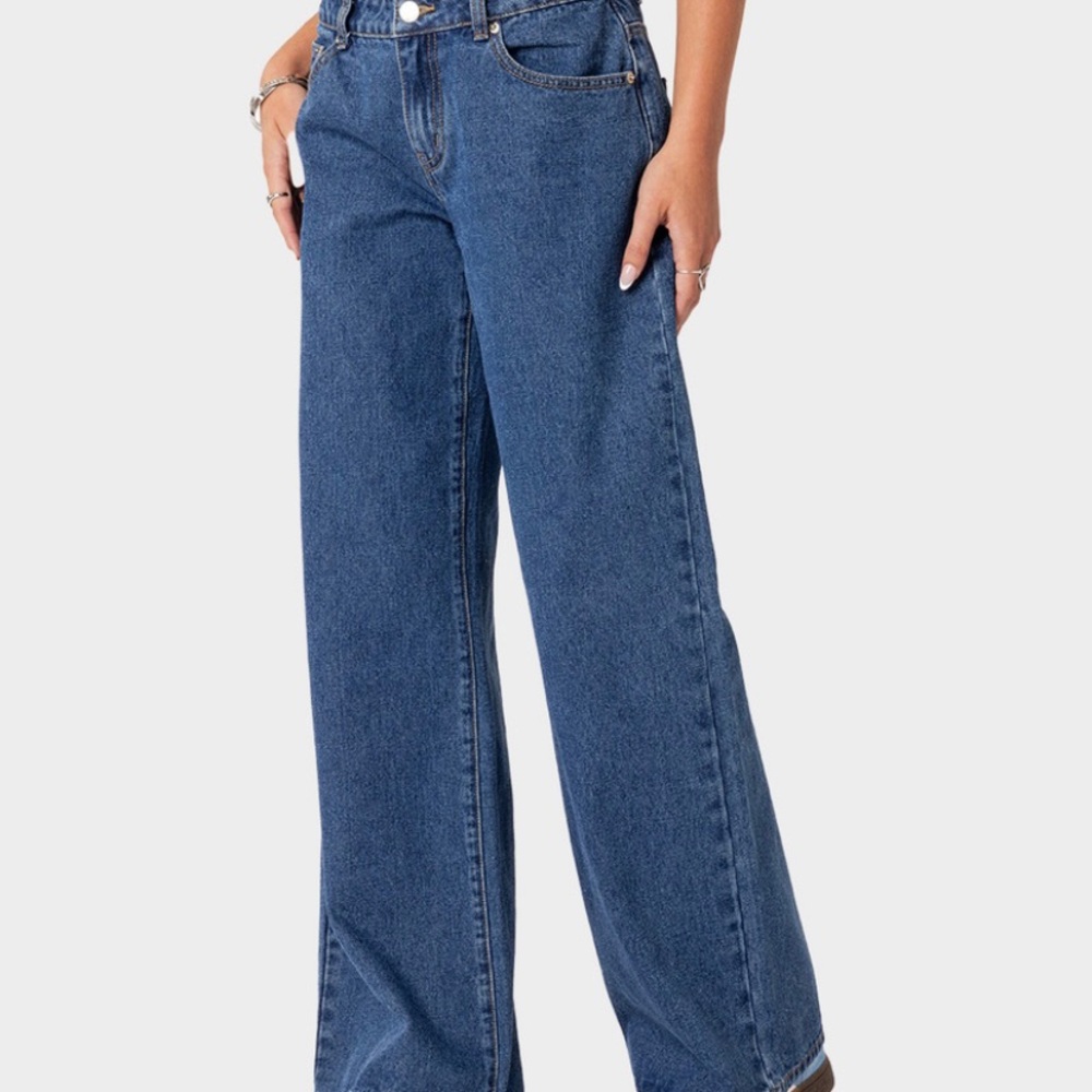 Low Rise Wide-Leg Jeans - Picture 4 of 4